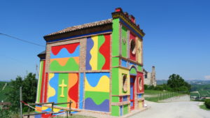 la cappella di sol lewitt e david tremlett - Piëmonte - La Morra