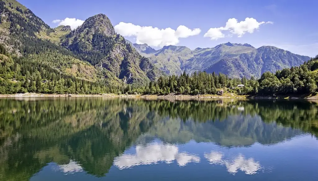 Lago di Antrona